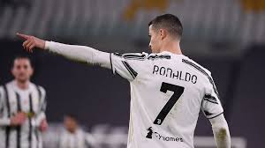C ristiano r onaldo plus the number 7. Juventus Ca Bouge Autour De Cristiano Ronaldo