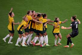 australia into semis at women s world cup