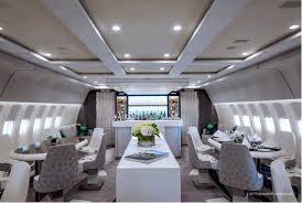 The world's largest twinjet and commonly referred to as the triple seven, it can carry between 283 and 368. Greenpoint Hands Over Vip Configured 777 200lr News Flight Global