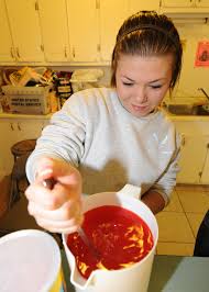 holloman airmen volunteer at soup