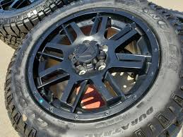 Detailed specs and features for the 2021 toyota tundra including dimensions, horsepower, engine, capacity, fuel economy, transmission, engine type, cylinders, drivetrain and more. 20 Toyota Tundra 2021 Tss Trd Oem Black Wheels Rims Duratrac A T 2020 New