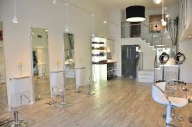 This is what tulimond says about the design: Modern Beauty Salon Design Ideas Pictures