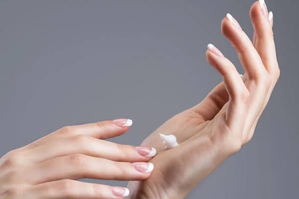 8 Nail Care Tips for strong and shiny nails - Limegirlstore