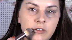 tutoriel makeup pour femme battue la