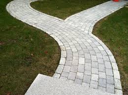 Make A Curved Paver Walkway Without