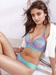 Taylor Hill Topless 
