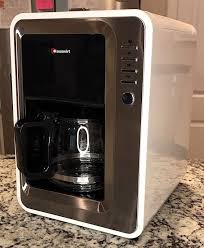 From plain coffee, to latte, or an espresso, wolf has you covered. Hauswrit Grind Brew Coffee Maker Review The Gadgeteer