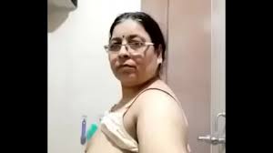 Desi mother Full nude what's app 918987968530 - XVIDEOS.COM