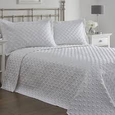 regent white quilted light weight