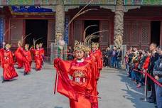 Qufu Private Walking Tour: Visit Confucius Temple...