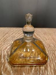 baccarat lucky bottle by viard 1913