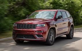 does the jeep grand cherokee make a