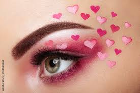 eye make up with a heart