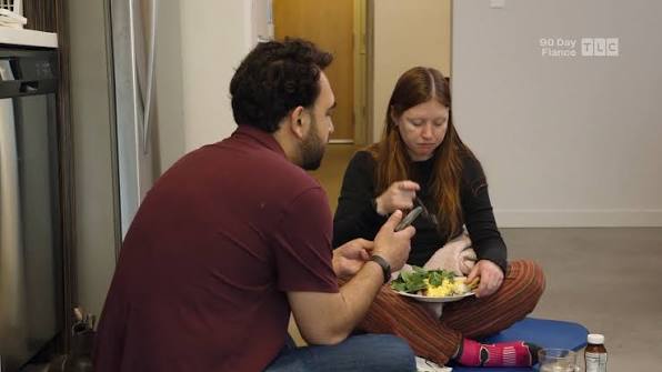 Someonwhere to sit seems like a reasonsable request... 😅🪑 See what happens on #90DayFiance, tonight at 8P. | 90 Day Fiance | Facebook