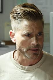Yesterday american actor rob lowe confessed one of the great traumatic experiences of my life and there's a pill! Rob Lowe Joins The Cast As Col Ethan Willis Who Has Been Embedded At Angels Memorial By The U S Military Mens Hairstyles Short Gentleman Haircut Hair Styles
