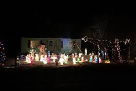 Best Places To See Christmas Light Displays Near Bangor