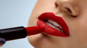 is matte lipstick turning your kiss