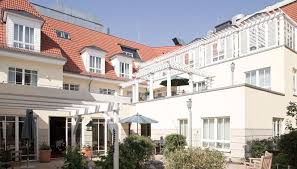 Der aktuelle durchschnittliche quadratmeterpreis für eine wohnung in reinbek liegt bei 10,52 €/m². Seniorenwohnanlage Neues Wohnen In Reinbek In Reinbek