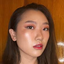 rihanna makeup beauty photos trends