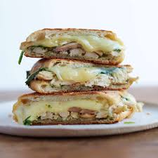 en panini with spinach and pesto