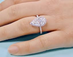 Pear Shaped Engagement Rings Get The Best Pear Diamond