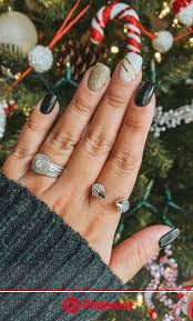 ( 61) cute christmas nail designs 2020. 50 Stylish Christmas Nail Colors And How To Do Them In 2020 Fall Gel Nails Christmas Gel Nails Fall Acrylic Nails Clara Beauty My