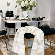 Ideas For Your Dining Room Accessories