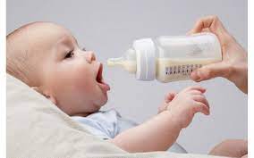 Thời điểm nào nên cai sữa cho bé?
