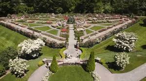 The new york botanical garden is a museum of plants, an educational institution, and a scientific research organization. Tourist In Your Own Town Explores The New York Botanical Garden In The Bronx Viewing Nyc