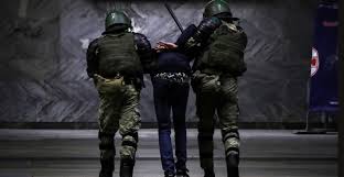 Bielorrusia: “Hay una comisaría de policía a la vuelta de la esquina”