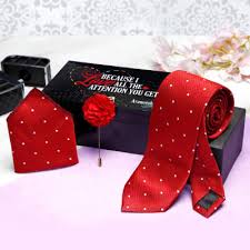 Find best anniversary gift for husband from floweraura. Anniversary Gifts For Men Wedding Anniversary Gifts For Men Igp Com