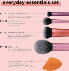 real techniques makeup brush set with 2