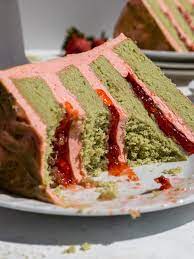 Strawberry Matcha Cake gambar png