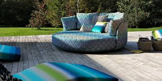 Stylish Italian Outdoor Furniture To