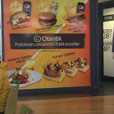 Büfeler, fast food restoranları faaliyetlerinde bulunan otantik. Photos At Otantik Kumpir Fast Food Restaurant In Yenimahalle