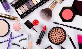 most common chemicals in women s makeup