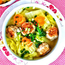 chinese cabbage soup with meat