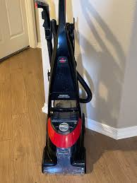 bissell essential carpet cleaner in