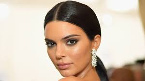 the lip liner trick that kendall jenner