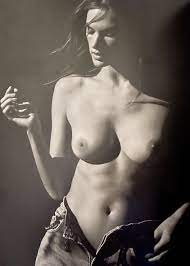 Alessandra ambrosio nude pics