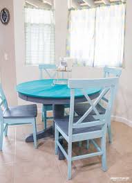 Chalk Paint Table Makeover