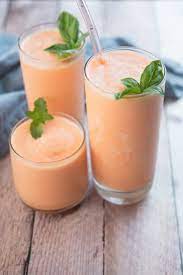 cooling cantaloupe smoothies the