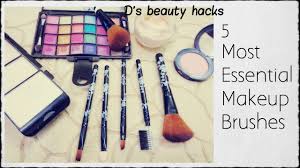 5 most essential makeup brushes basic