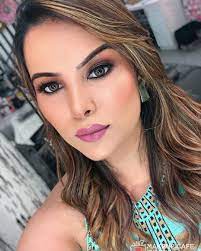 deepika uppal makeup artist in pitam