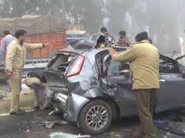 A vehicular collision in tapi district of gujarat has resulted in 7 deaths and more than 20 people being treated for injuries. Highway Accident Latest News Photos Videos On Highway Accident Ndtv Com