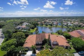 view waterfront homes in palm