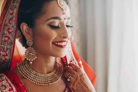 top trending indian wedding hairstyles