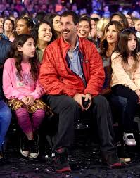 intro alright, i'm gonna play guitar a little bit for you. Celebrity Entertainment Adam Sandler Had The Cutest Dates At The Kids Choice Awards His Daughters Sadie And Sunny Popsugar Celebrity Photo 8