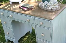 More than a dozen custom variations and sizes are available to be built on your lot. 10 Beach And Coastal Inspired Diy Furniture Pieces Shelterness
