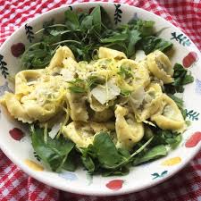 spinach and ricotta tortellini with a